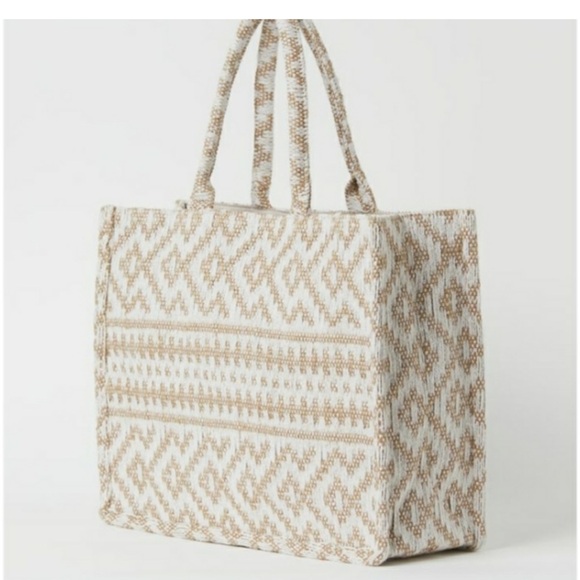 H&M woven tote - Picture 2 of 3